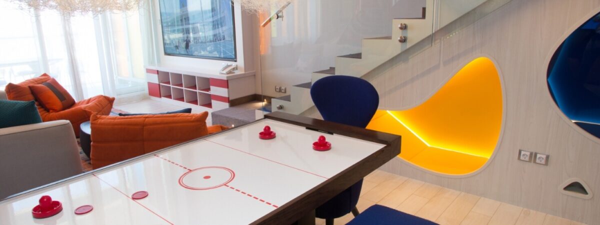 interno di una suite di una nave da crociera (Royal Caribbean)