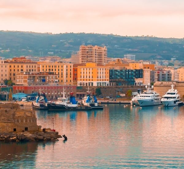 Porto di Civitavecchia: guida al tuo imbarco